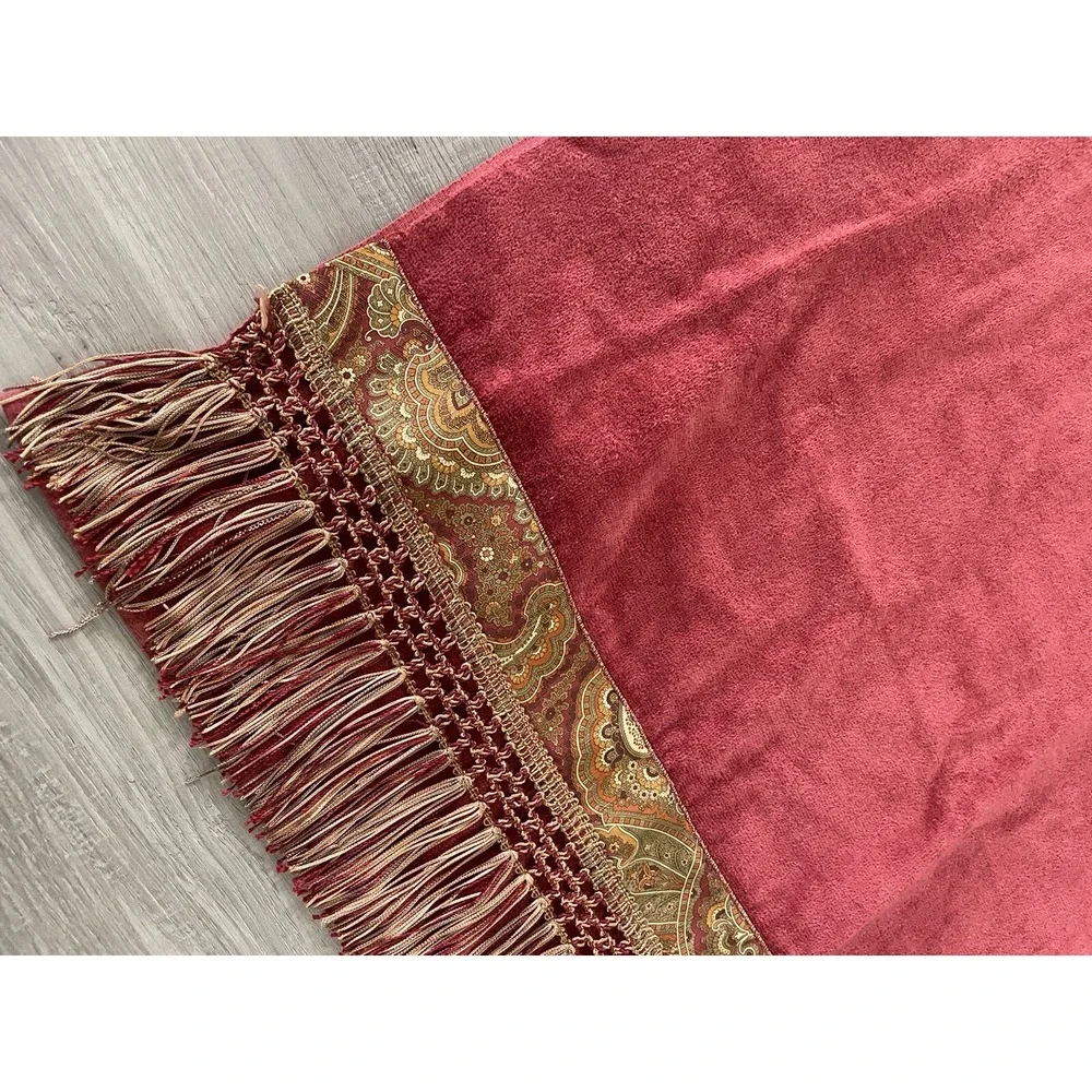 Vintage Avanti Bohemian‎ Paisley Red Bath Towel Elegant Embellished Trim New